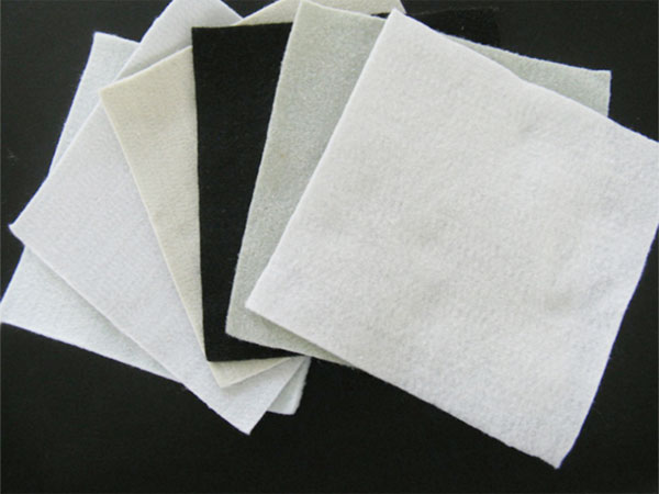 土工膜跟土工布的區(qū)別是什么？